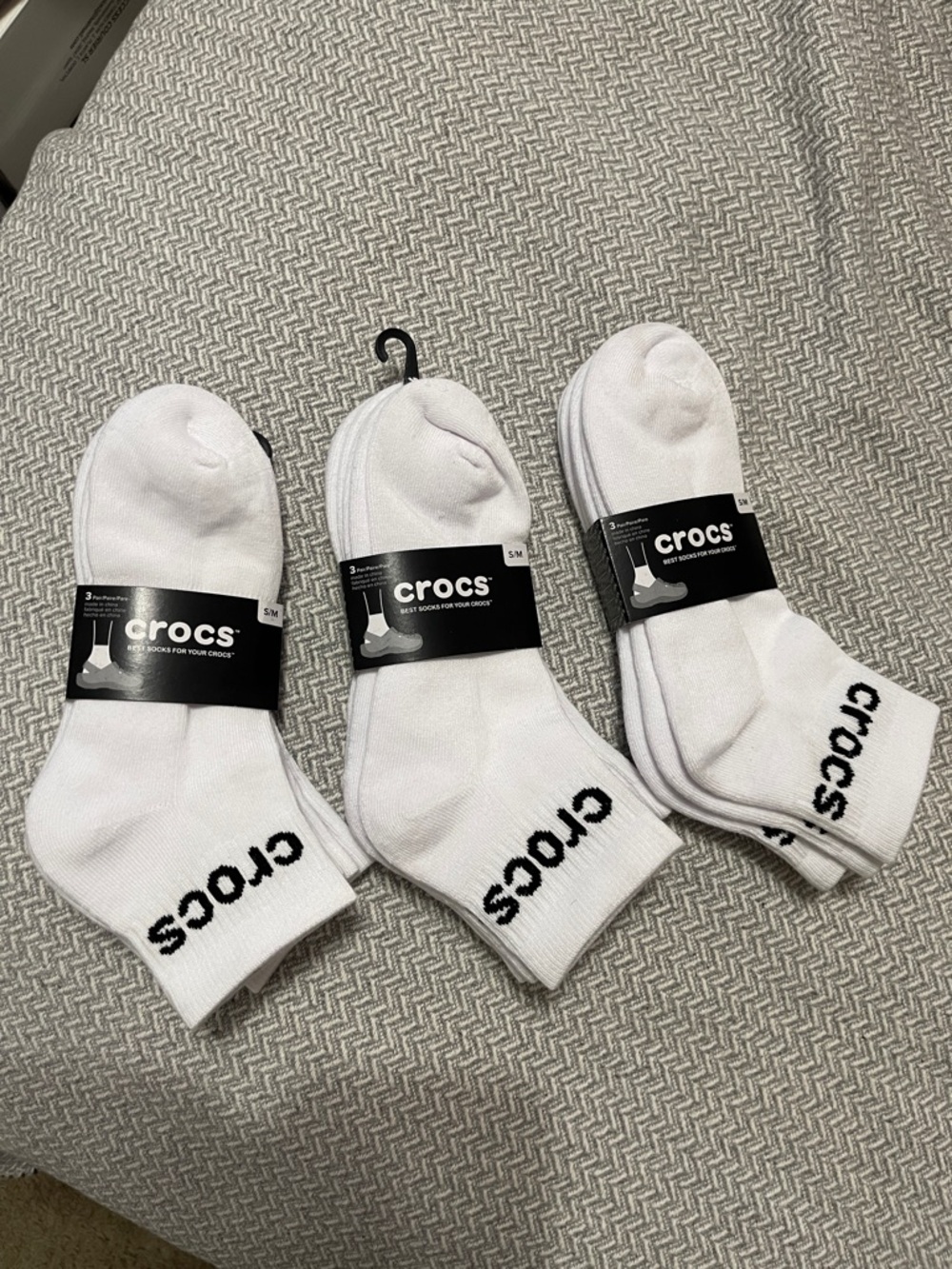 ✨Crocs sock bundle of 9 total - Brand New With Tag✨